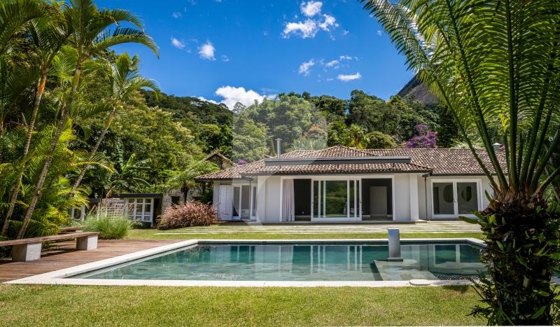 Casa à venda em Itaipava, Petrópolis - RJ - Imobiliária Predimóveis