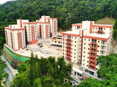 Apartamento em Corrêas Petrópolis