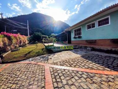 [CI 2453] Casa em ITAIPAVA, Petrópolis