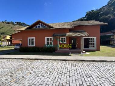 [CI 2458] Casa em ITAIPAVA, Petrópolis
