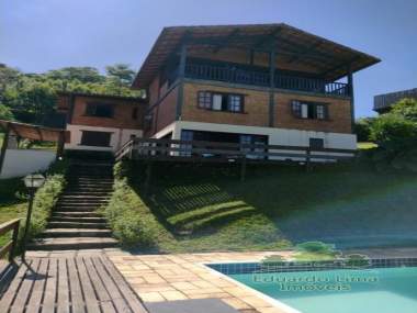 Casa em Itaipava - Petrópolis - 3 Quartos