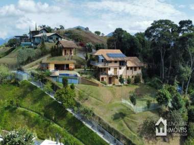 Casa em Condomínio em Itaipava Petrópolis