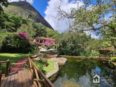 Casa em Condomínio em Corrêas Petrópolis