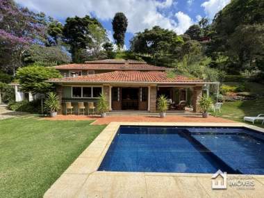 Casa em Condomínio em Araras Petrópolis