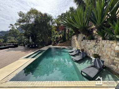 Casa em Condomínio em Itaipava Petrópolis