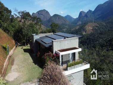 Casa em Condomínio em Araras Petrópolis