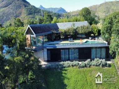 Casa em Condomínio em Araras Petrópolis