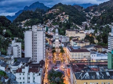 Casa em Itaipava - Petrópolis/RJ Casa em Itaipava - Petrópolis/RJ