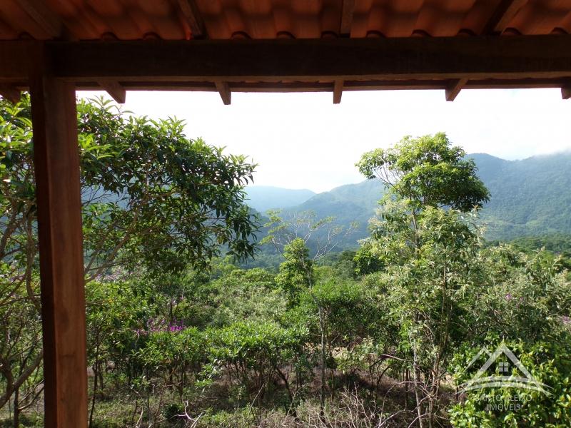 Fazenda / Sítio em Petrópolis, Itaipava [Cod 86] - Santo Aleixo Imóveis