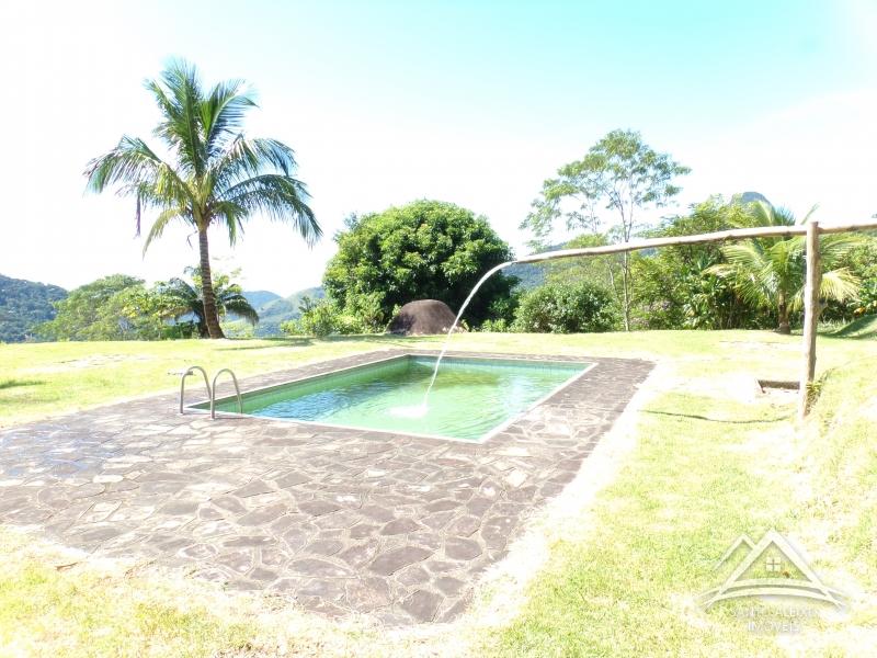 Fazenda / Sítio em Petrópolis, Itaipava [Cod 86] - Santo Aleixo Imóveis