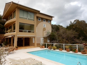 Casa em Petrópolis, Araras