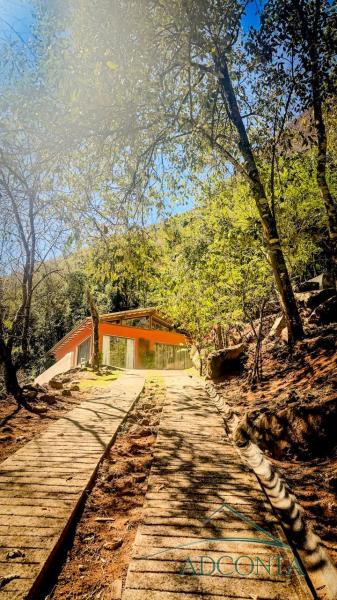 Apartamento para Alugar em Secretário, Petrópolis - RJ - Foto 1