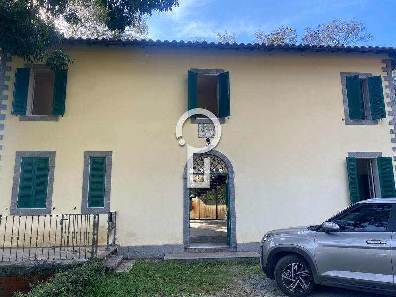 Casa à venda em Cascatinha, Petrópolis - RJ