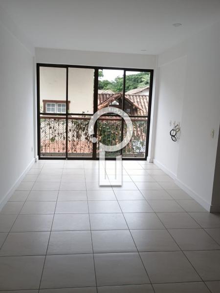 Apartamento para Alugar em Itaipava, Petrópolis - RJ - Foto 1