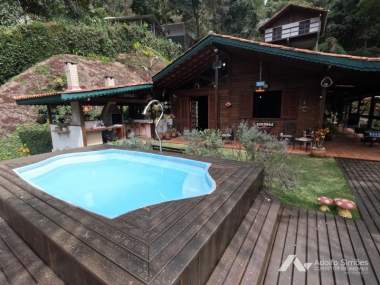 [171] Casa em Corrêas, Petrópolis/RJ