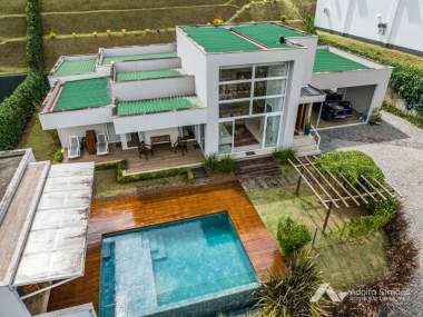 [254] Casa em Itaipava, Petrópolis/RJ