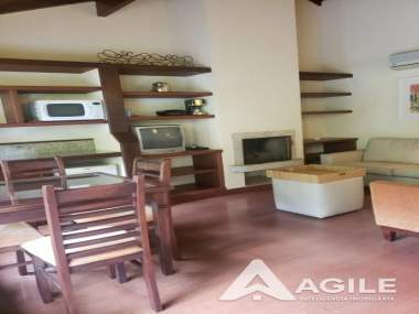 [286] Flat em Araras, Petrópolis/RJ