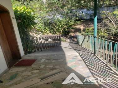 [315] Casa em Araras, Petrópolis/RJ