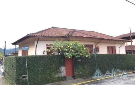 Casa à venda em Valparaíso, Petrópolis - RJ - Foto 1