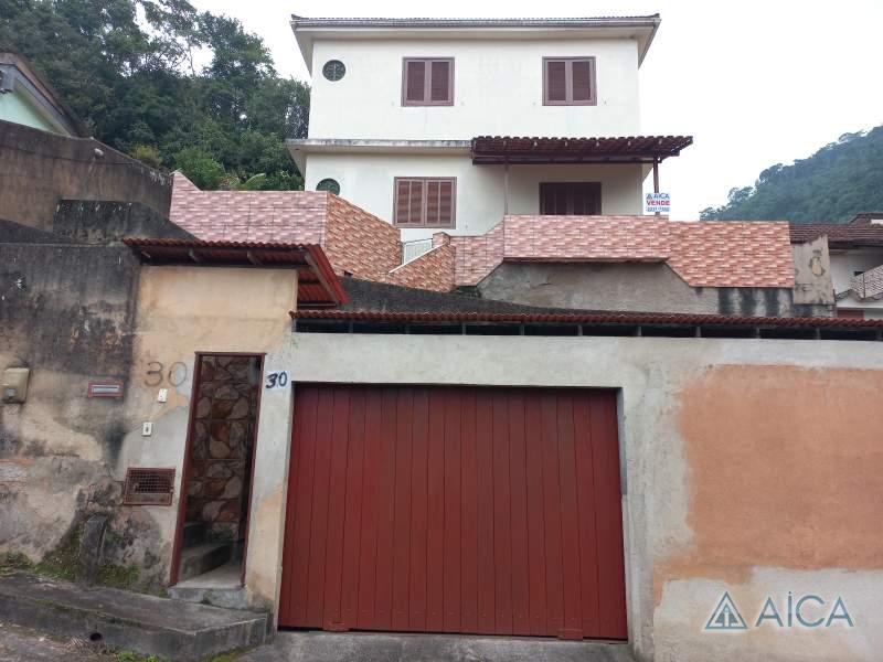Casa à venda em Batailhard, Petrópolis - RJ - Foto 1