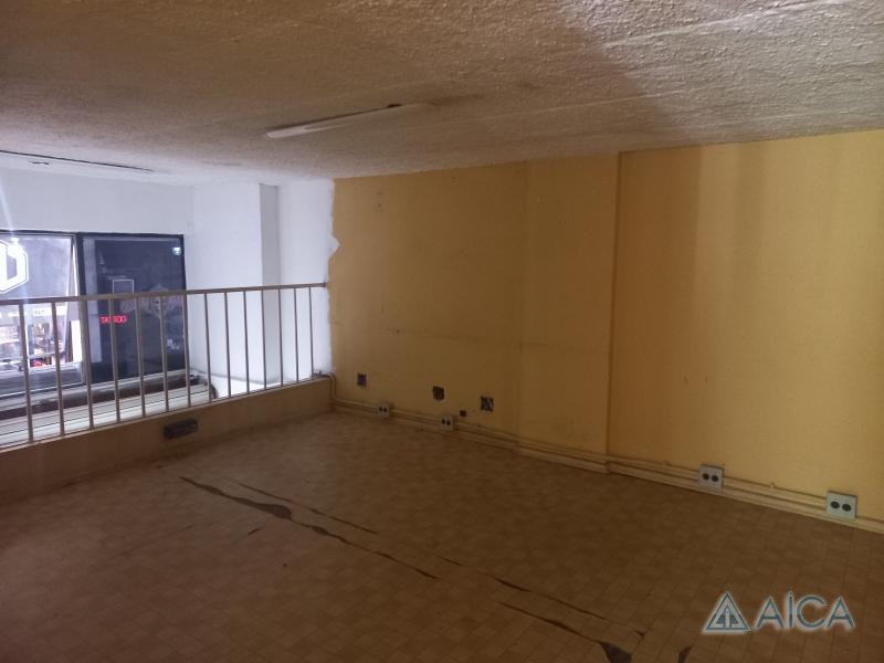 Imóvel Comercial para Alugar em Centro, Petrópolis - RJ - Foto 8