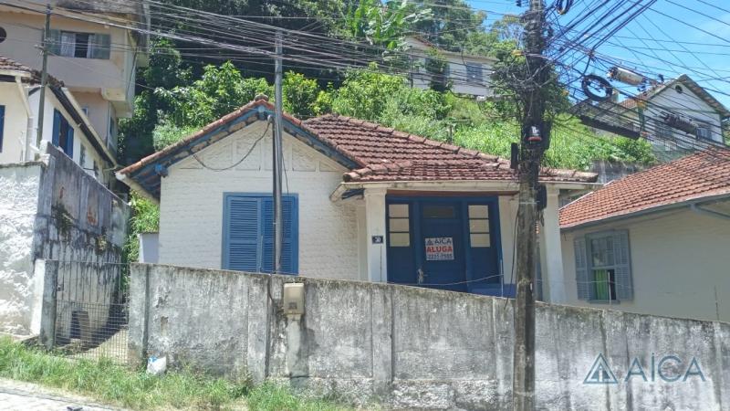 Casa para Alugar em Caxambú, Petrópolis - RJ - Foto 1