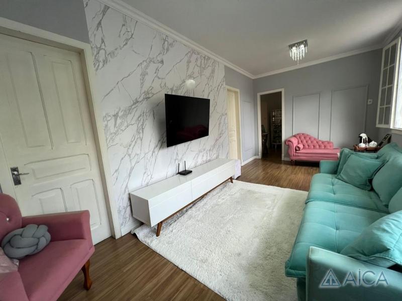 Casa à venda em Bingen, Petrópolis - RJ - Foto 1