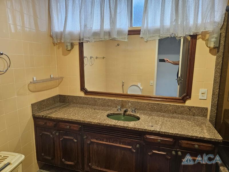 Apartamento para Alugar em Centro, Petrópolis - RJ - Foto 8