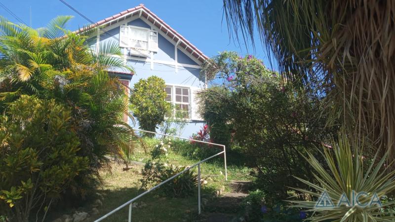 Casa para Alugar em Mosela, Petrópolis - RJ - Foto 1