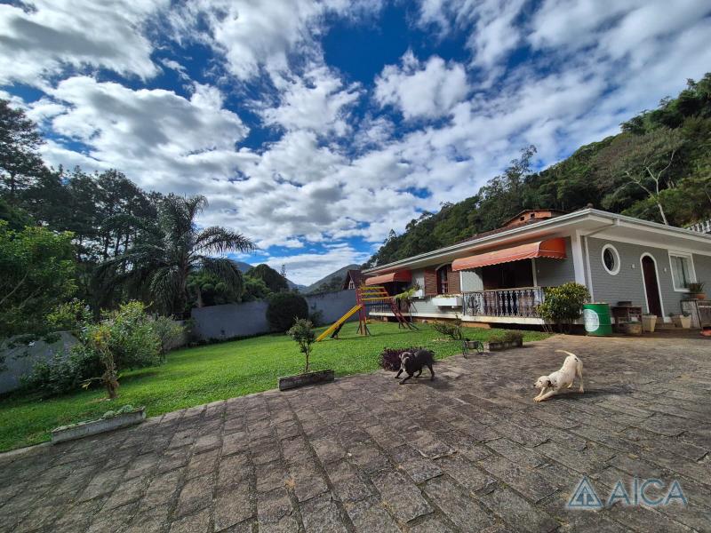 Casa à venda em Quarteirão Brasileiro, Petrópolis - RJ - Foto 1