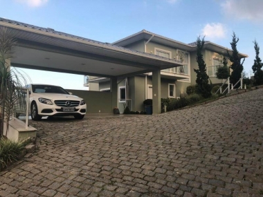 [3346] Casa em Mosela, Petrópolis/RJ