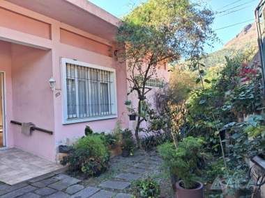 [5237] Casa - Samambaia - Petrópolis/RJ