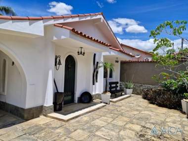 [5774] Casa - Vila Salutaris - Paraíba do Sul/RJ