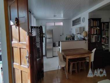 [5884] Casa - Quissamã - Petrópolis/RJ