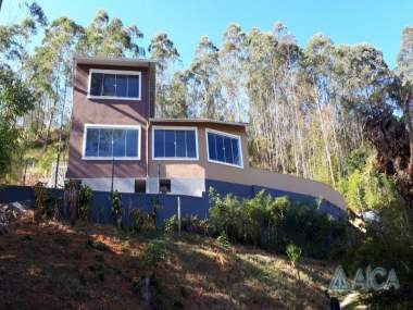 [5953] Casa - Carangola - Petrópolis/RJ
