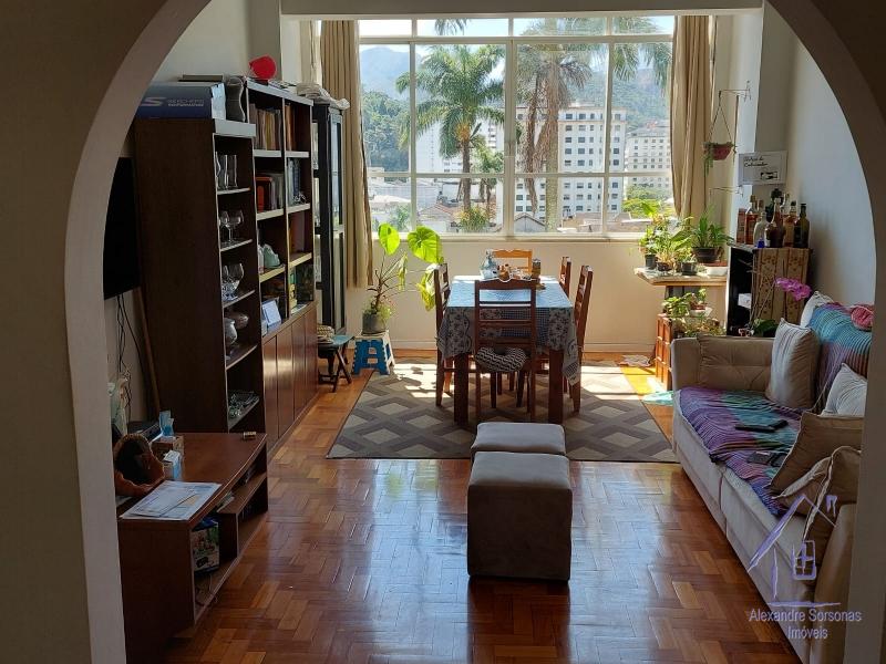 Apartamento à venda em Centro, Petrópolis - RJ