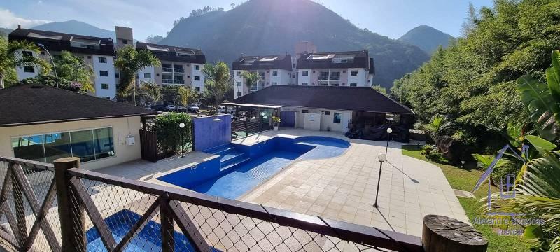 Apartamento à venda em Samambaia, Petrópolis - RJ