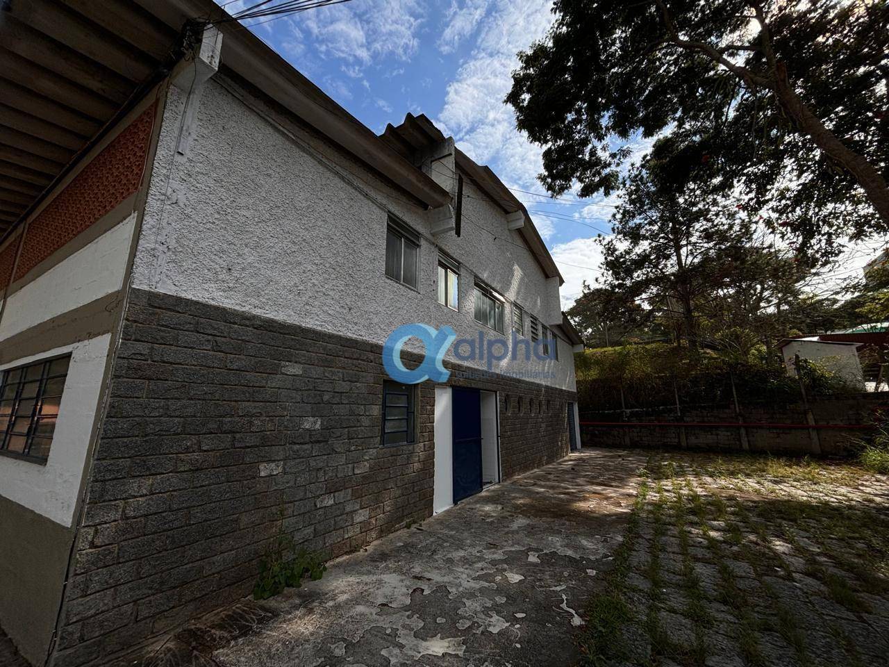 [CI 21] Galpão em Itaipava, Petrópolis/RJ