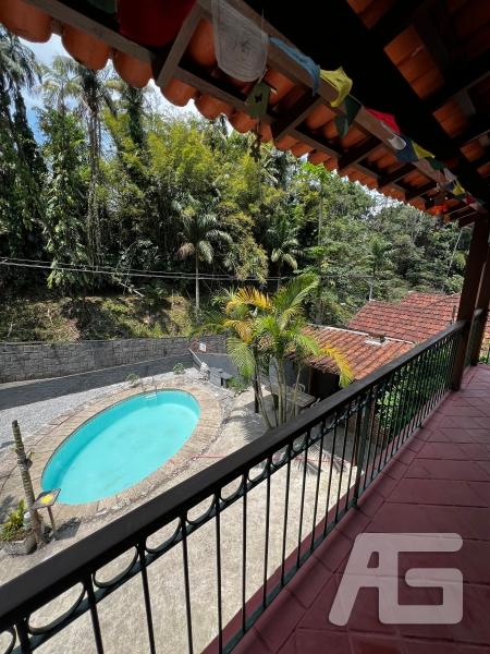 Casa para Alugar  à venda em Bingen, Petrópolis - RJ - Foto 15