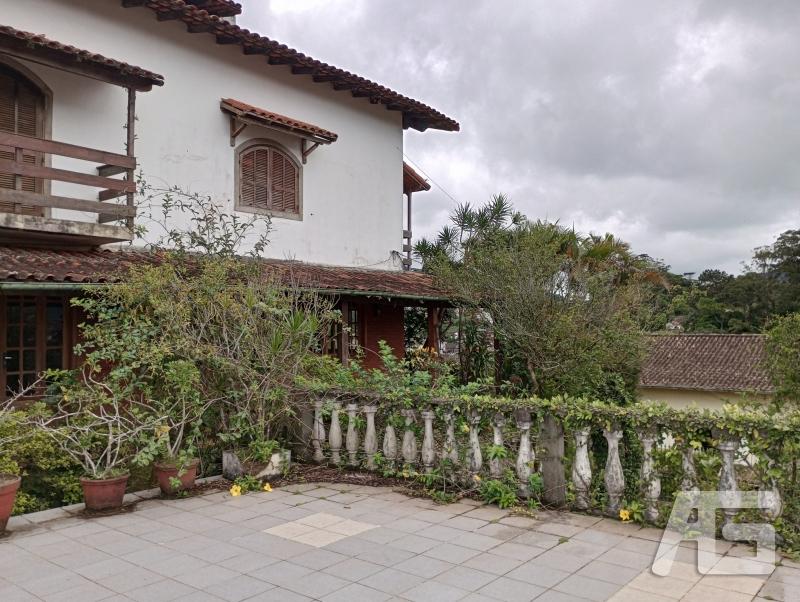 Casa em Valparaíso - Petrópolis/RJ  - 3 Quartos