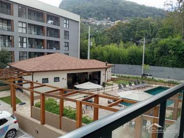 Apartamento em Corrêas