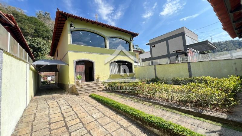 Casa em Corrêas Petrópolis