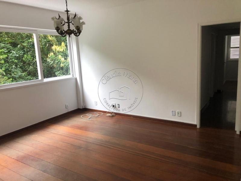 Apartamento à venda em Valparaíso, Petrópolis - RJ