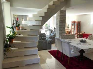 [106] Casa em Bingen, Petrópolis/RJ