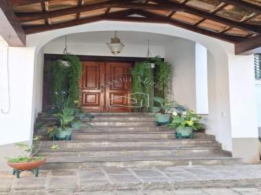 [129] Casa em Quitandinha, Petrópolis/RJ