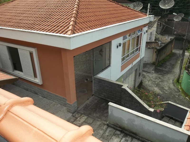 Casa - Mosela, Petrópolis/RJ  - 3 Dormitórios
