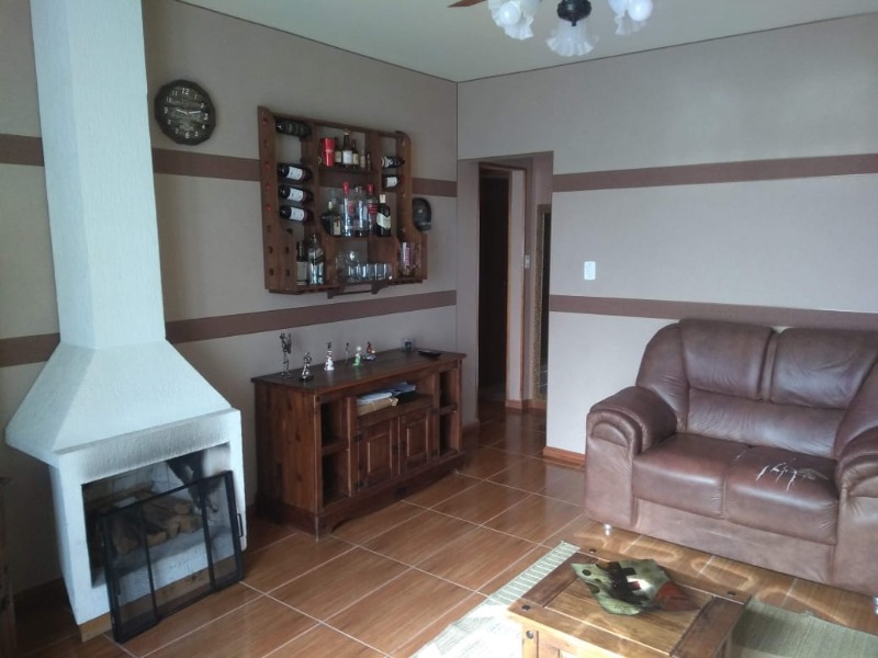 Casa - Mosela, Petrópolis/RJ  - 2 Dormitórios