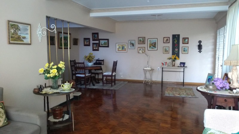 Casa - Valparaíso, Petrópolis/RJ  - 4 Dormitórios