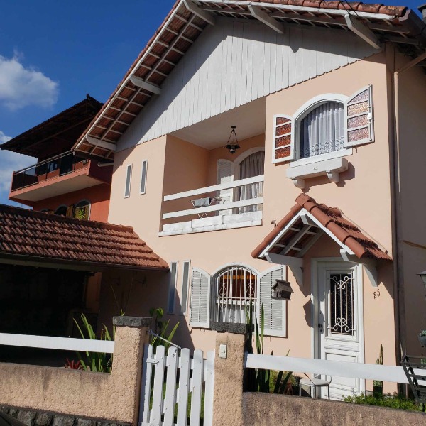 Casa - Quitandinha, Petrópolis/RJ  - 6 Dormitórios
