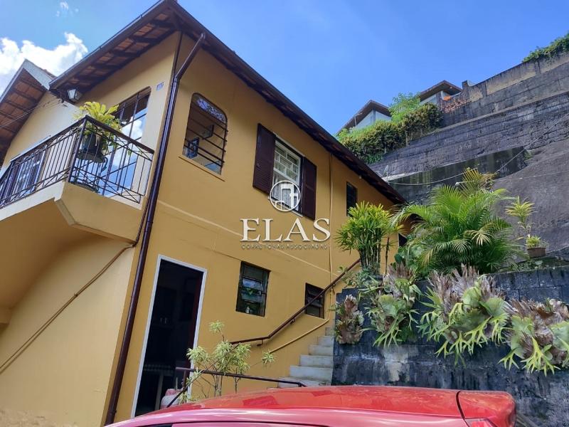 Casa - Valparaíso, Petrópolis/RJ  - 3 Dormitórios